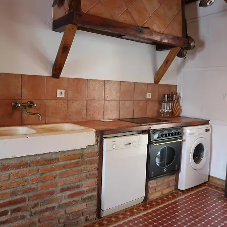펜션 La Finca Del Monasterio Silió