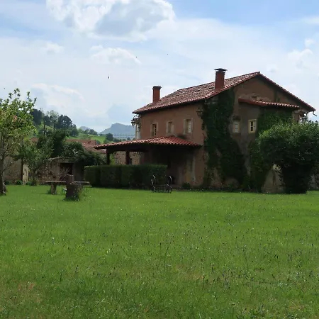 La Finca Del Monasterio Silió