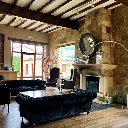 펜션 La Finca Del Monasterio Silió