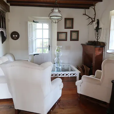 펜션 La Finca Del Monasterio Silió